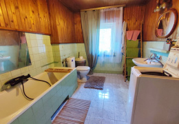 Jelenia Góra, dolnośląskie, Polska, 4 Bedrooms Bedrooms, ,2 BathroomsBathrooms,Domy,Na sprzedaż,4678