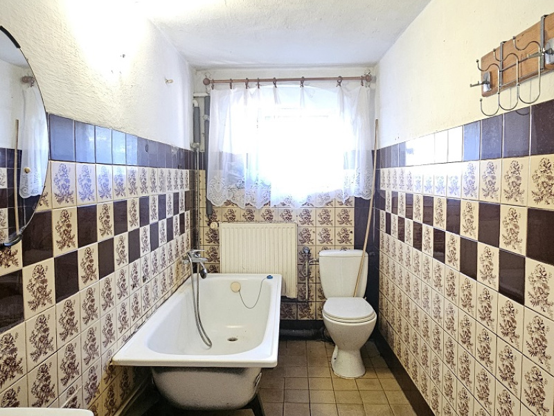 Dziwiszów, dolnośląskie, Polska, 2 Bedrooms Bedrooms, ,1 BathroomBathrooms,Domy,Na sprzedaż,5521