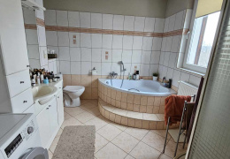 Jelenia Góra, dolnośląskie, Polska, 3 Bedrooms Bedrooms, ,2 BathroomsBathrooms,Domy,Na sprzedaż,5734
